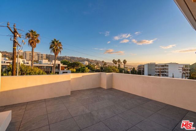 9061 Nemo Street C, West Hollywood, CA 90069