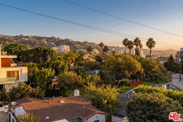 9061 Nemo Street C, West Hollywood, CA 90069