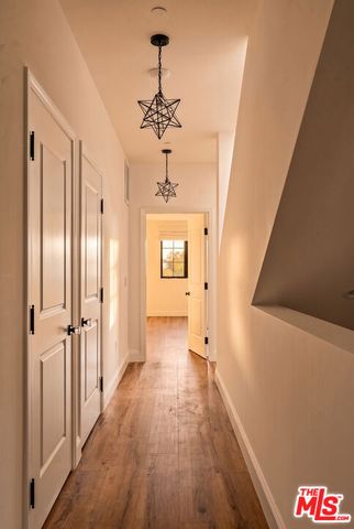 9061 Nemo Street C, West Hollywood, CA 90069