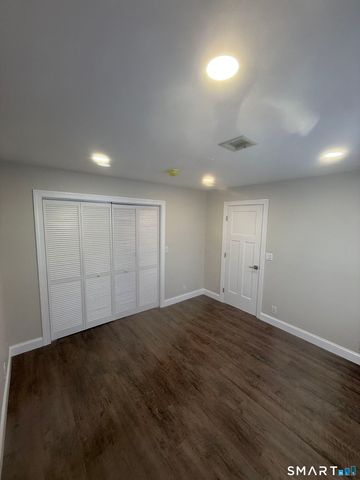 8 Broad Street B, Milford, CT 06460