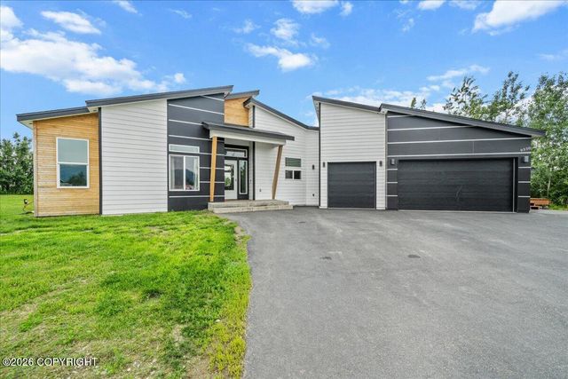 9330 E Coho Circle, Palmer, AK 99645