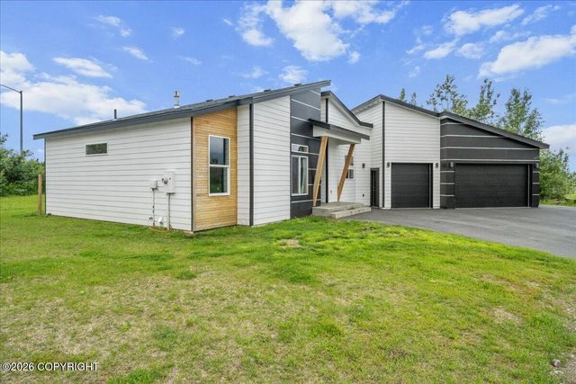 9330 E Coho Circle, Palmer, AK 99645