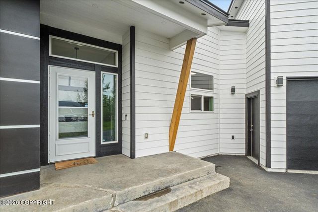 9330 E Coho Circle, Palmer, AK 99645