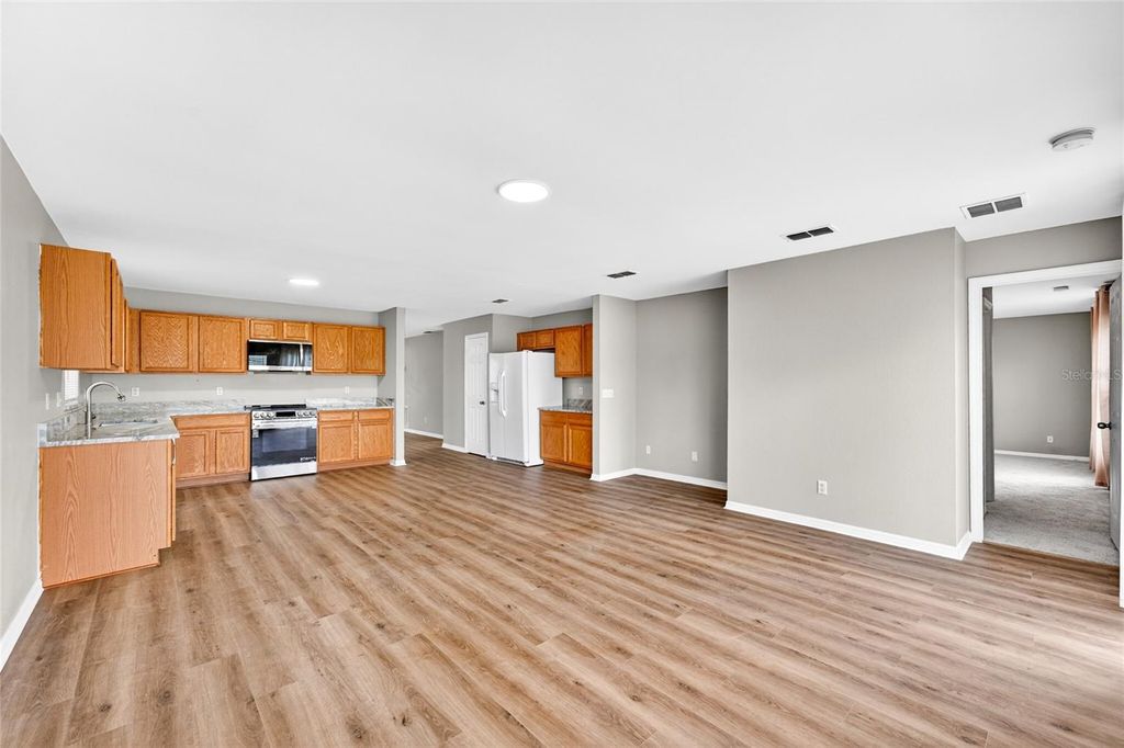 Image 11 of property listing at 1020 BATTERY POINTE DRIVE, Orlando, FL 32828
