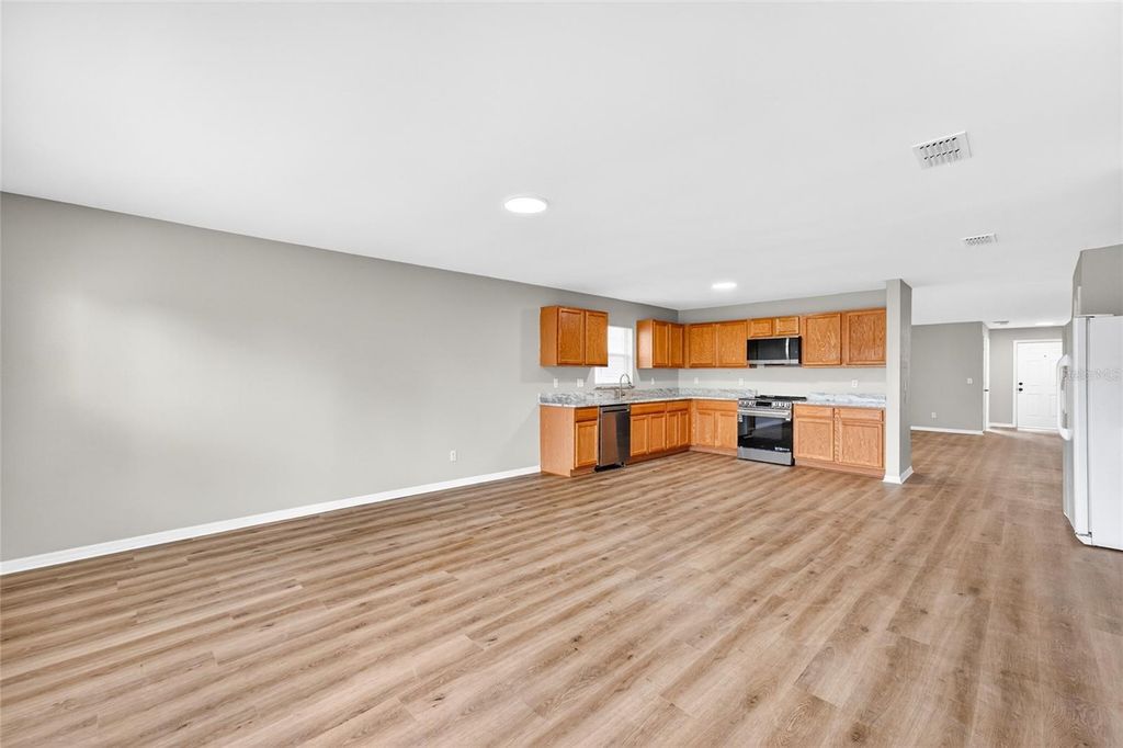 Image 12 of property listing at 1020 BATTERY POINTE DRIVE, Orlando, FL 32828