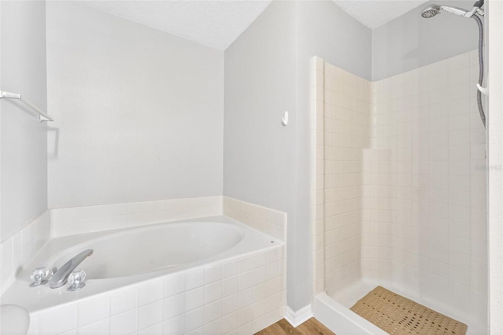 Image 18 of property listing at 1020 BATTERY POINTE DRIVE, Orlando, FL 32828