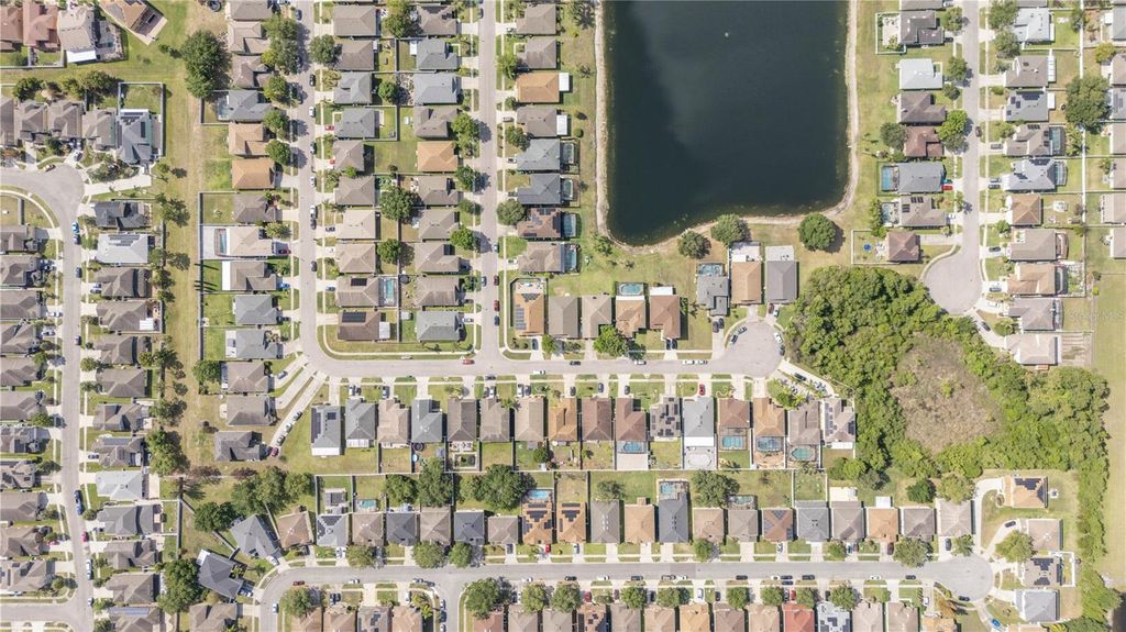 Image 29 of property listing at 1020 BATTERY POINTE DRIVE, Orlando, FL 32828