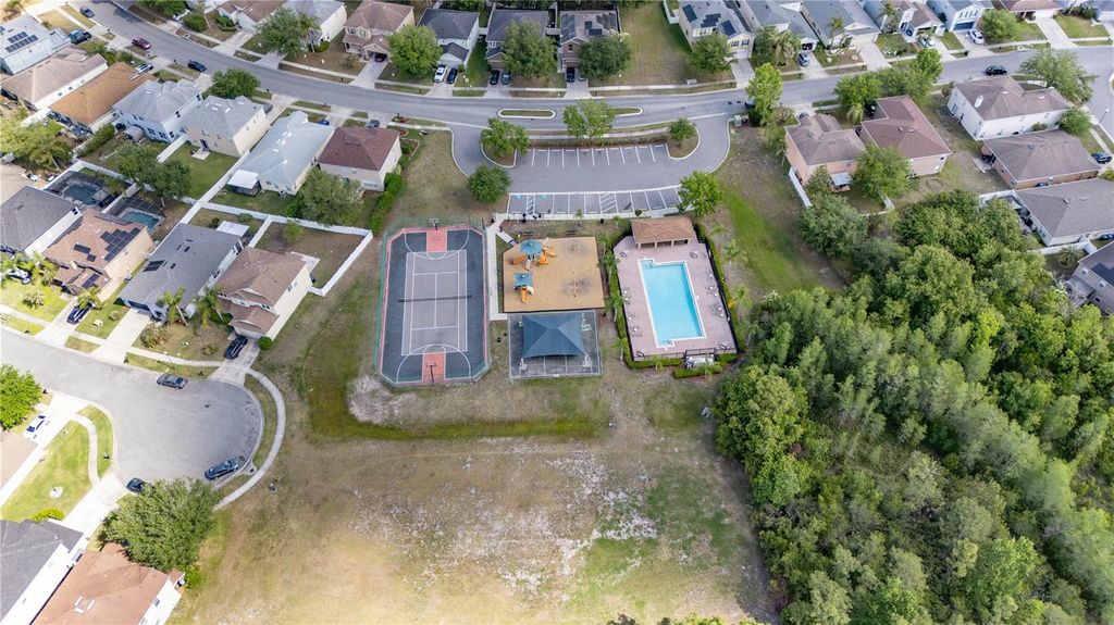 Image 31 of property listing at 1020 BATTERY POINTE DRIVE, Orlando, FL 32828