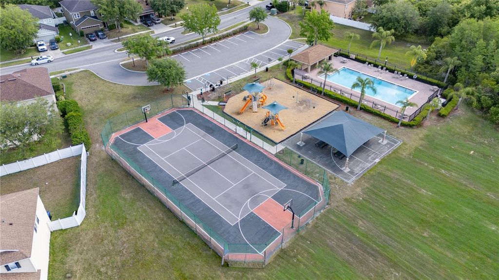Image 33 of property listing at 1020 BATTERY POINTE DRIVE, Orlando, FL 32828