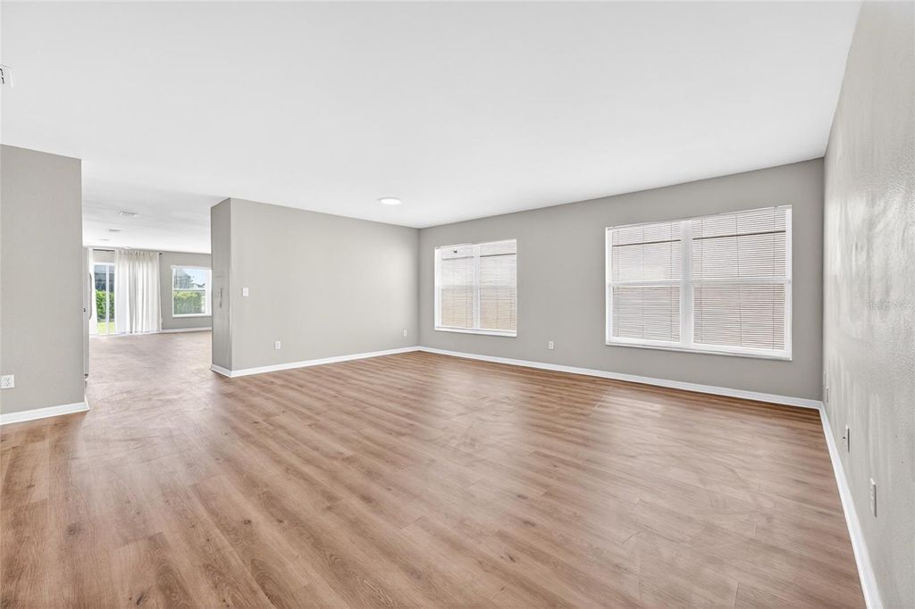 Image 5 of property listing at 1020 BATTERY POINTE DRIVE, Orlando, FL 32828