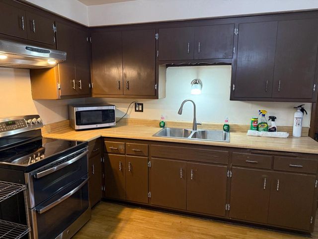 3343 E Whittaker AVENUE, Cudahy, WI 53110