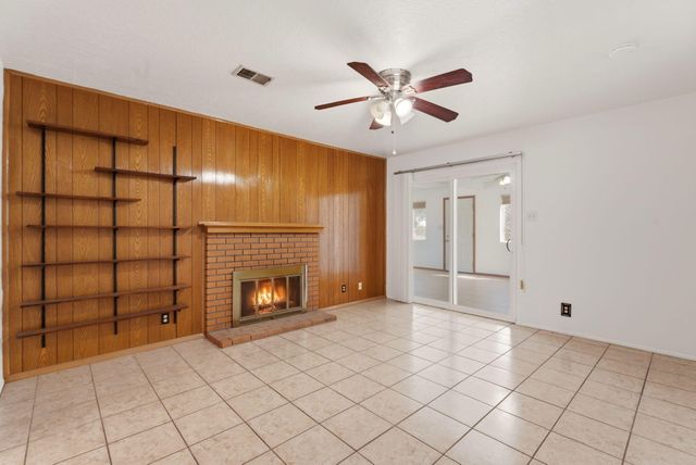 10108 Avenida Serena Drive NW, Albuquerque, NM 87114