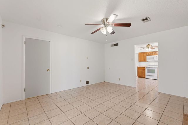 10108 Avenida Serena Drive NW, Albuquerque, NM 87114