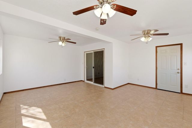 10108 Avenida Serena Drive NW, Albuquerque, NM 87114