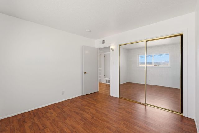 10108 Avenida Serena Drive NW, Albuquerque, NM 87114