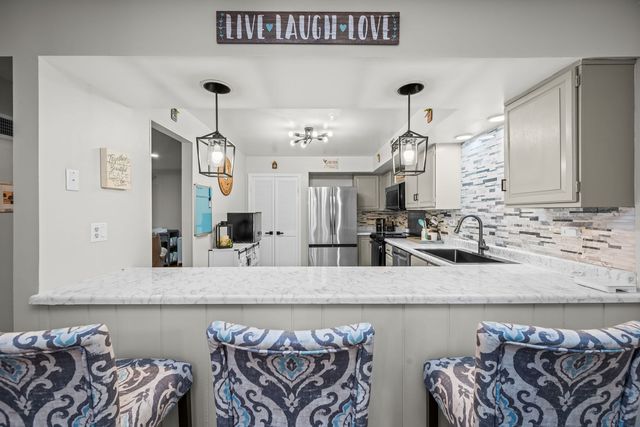 3 Chelsea On Auburn, Rolling Meadows, IL 60008