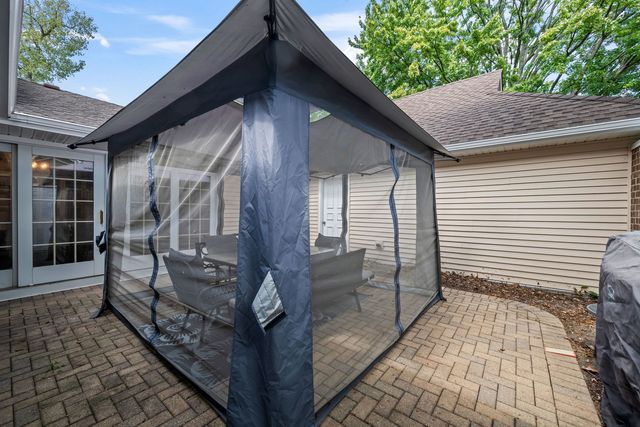 3 Chelsea On Auburn, Rolling Meadows, IL 60008