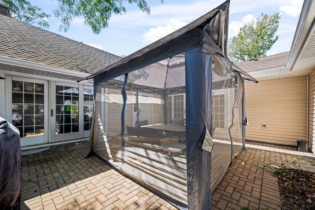 3 Chelsea On Auburn, Rolling Meadows, IL 60008