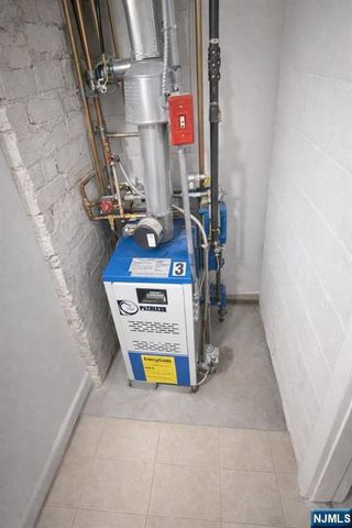 832 Parker Street, Newark, NJ 07104