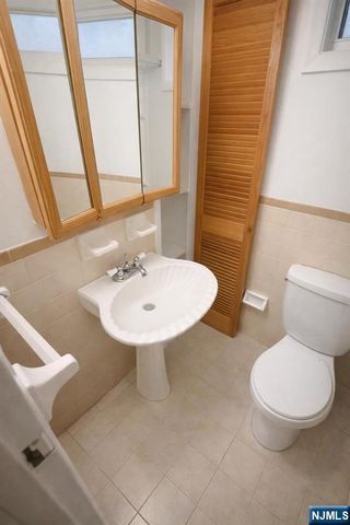 832 Parker Street, Newark, NJ 07104