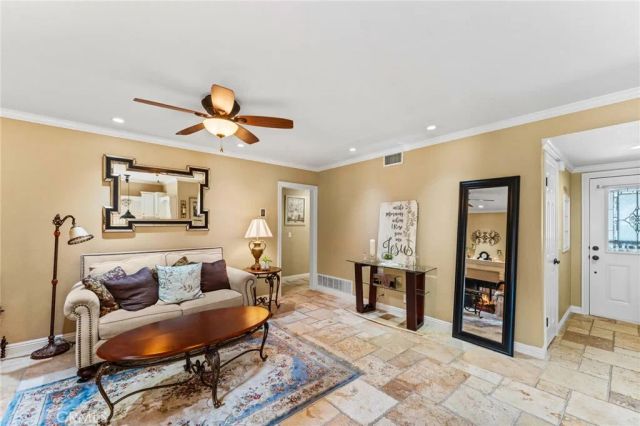 11205 Cullman Avenue, Whittier, CA 90603