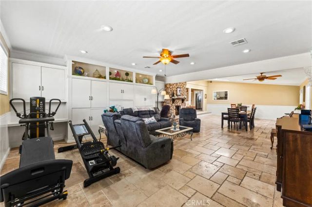 11205 Cullman Avenue, Whittier, CA 90603