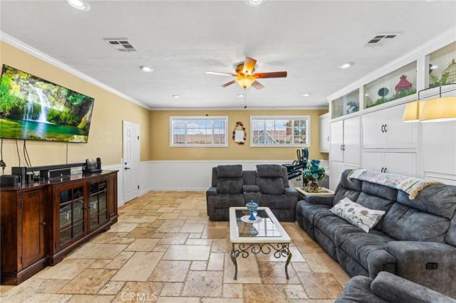 11205 Cullman Avenue, Whittier, CA 90603
