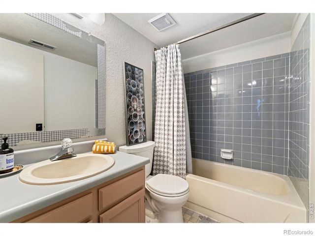 6238 Willow Lane, Boulder, CO 80301