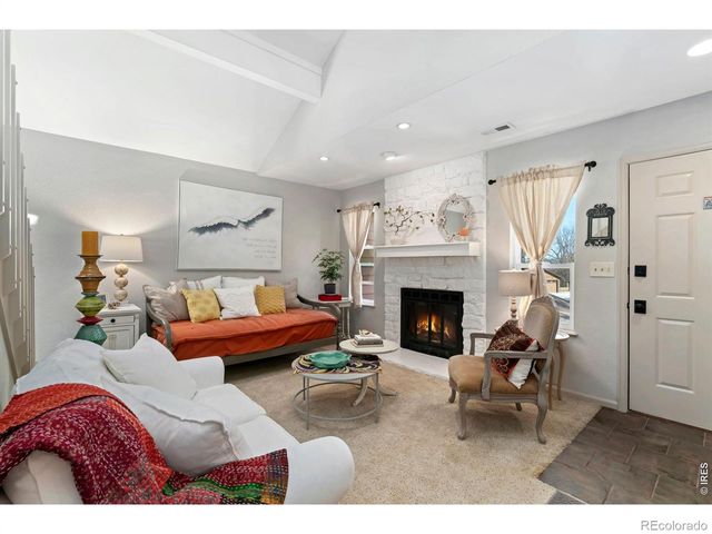 6238 Willow Lane, Boulder, CO 80301