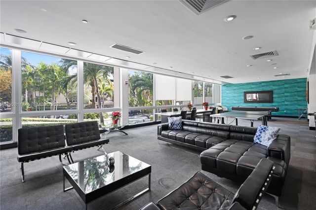 1200 West Ave 615, Miami Beach, FL 33139