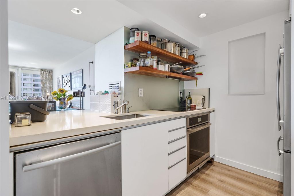 1200 West Ave 615, Miami Beach, FL 33139