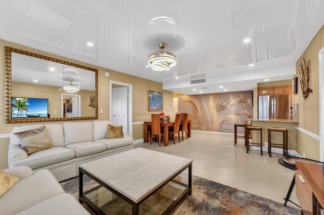 336 Golfview Road 704, North Palm Beach, FL 33408