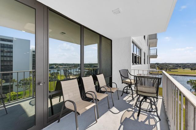 336 Golfview Road 704, North Palm Beach, FL 33408