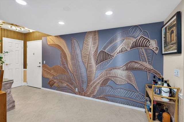 336 Golfview Road 704, North Palm Beach, FL 33408