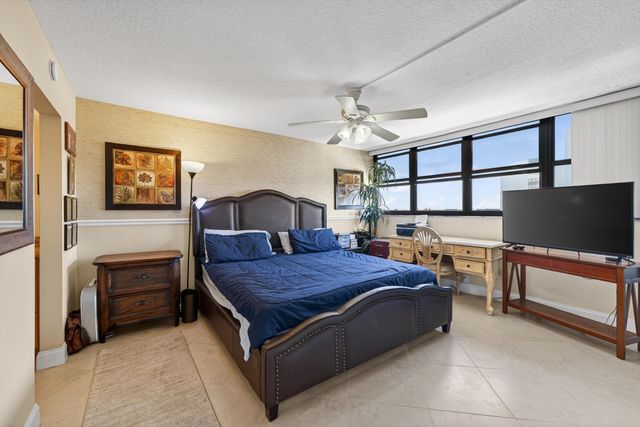 336 Golfview Road 704, North Palm Beach, FL 33408