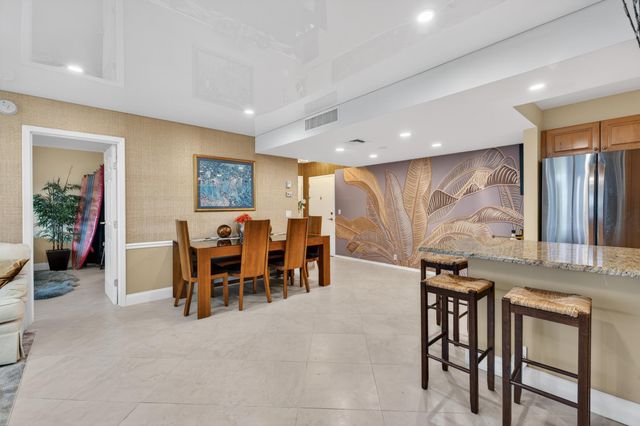 336 Golfview Road 704, North Palm Beach, FL 33408