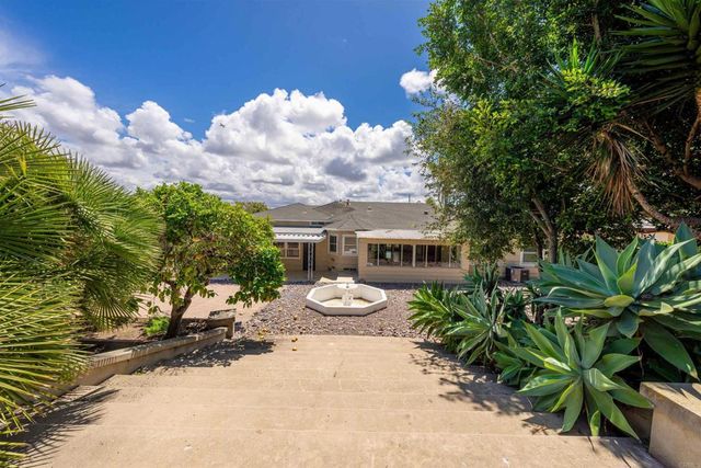 2516 Chatsworth Boulevard, San Diego, CA 92106