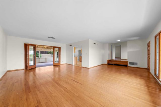 2516 Chatsworth Boulevard, San Diego, CA 92106