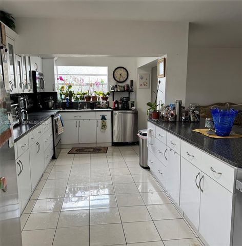 13326 SW 9th Ter, Miami, FL 33184