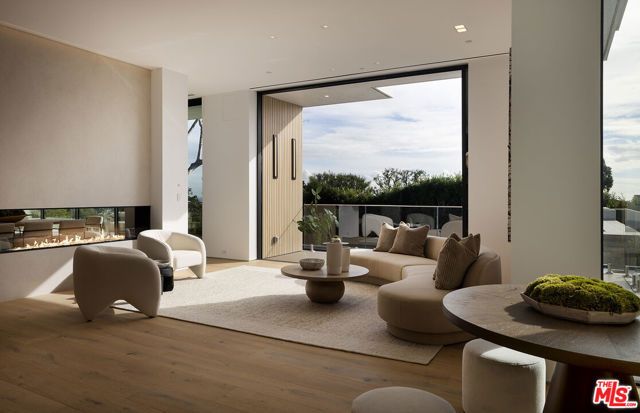 1660 Casale Road, Pacific Palisades (los Angeles), CA 90272