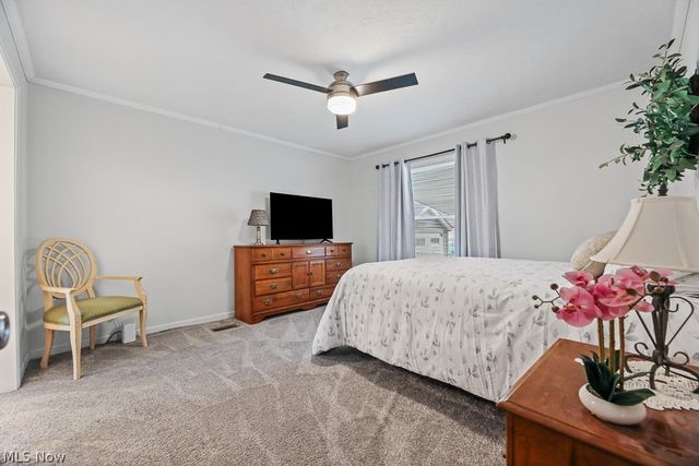 7 Michael Drive, Olmsted Twp, OH 44138