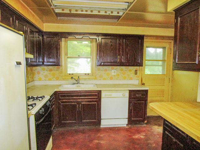 2659 Hobson Road, Downers Grove, IL 60516
