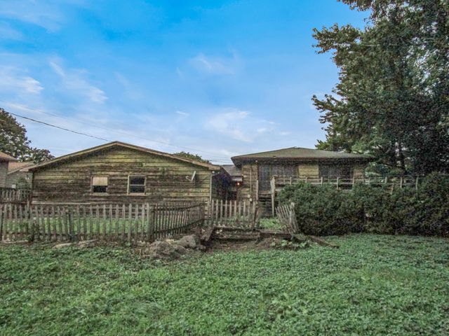 2659 Hobson Road, Downers Grove, IL 60516