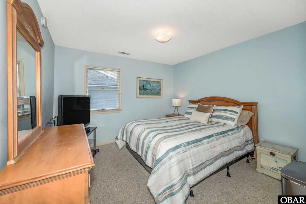 Image 18 of property listing at 1410 S Memorial Boulevard Lot 8, Kill Devil Hills, NC 27948