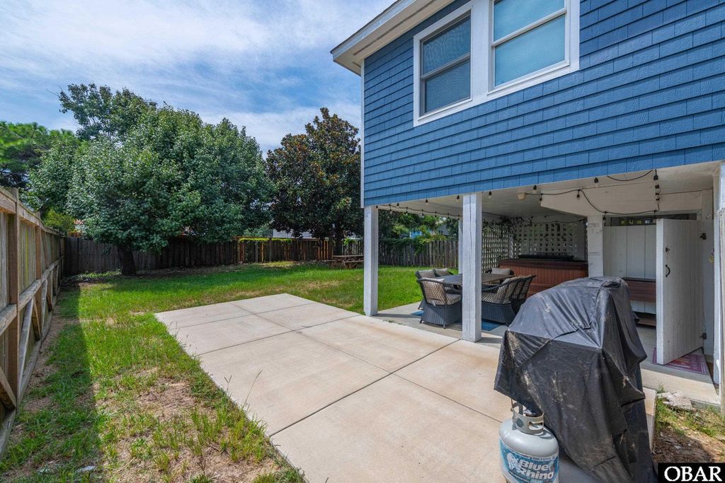 Image 68 of property listing at 1410 S Memorial Boulevard Lot 8, Kill Devil Hills, NC 27948