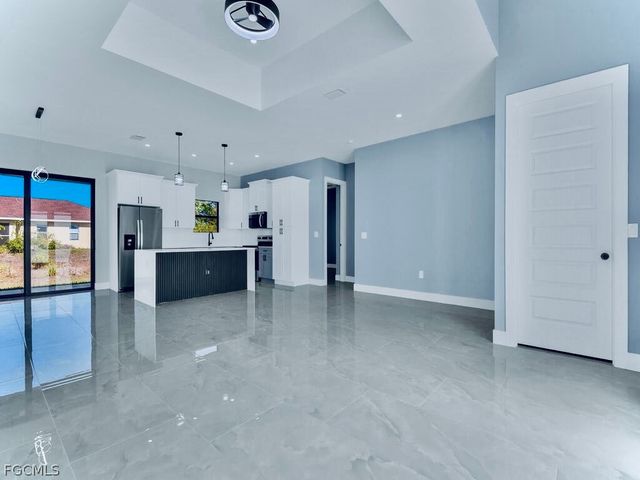 3810 17th ST SW, Lehigh Acres, FL 33976