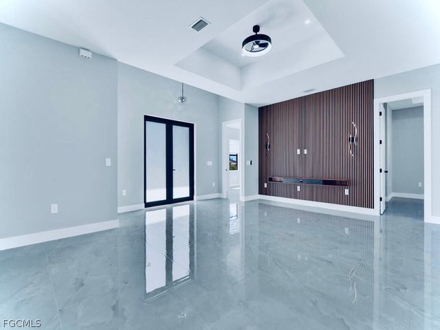 3810 17th ST SW, Lehigh Acres, FL 33976