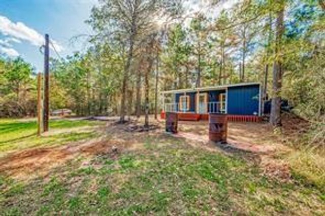 6867 Longs Circle, Waller, TX 77484