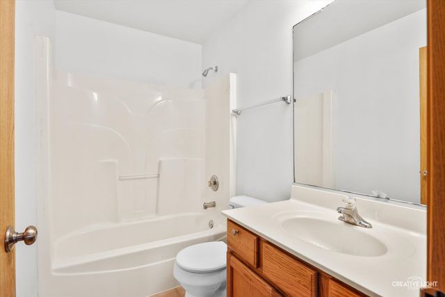 443 Grape Vine Trail, Oswego, IL 60543