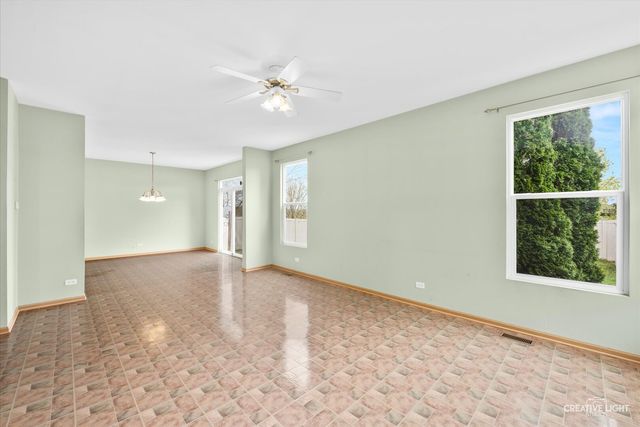 443 Grape Vine Trail, Oswego, IL 60543